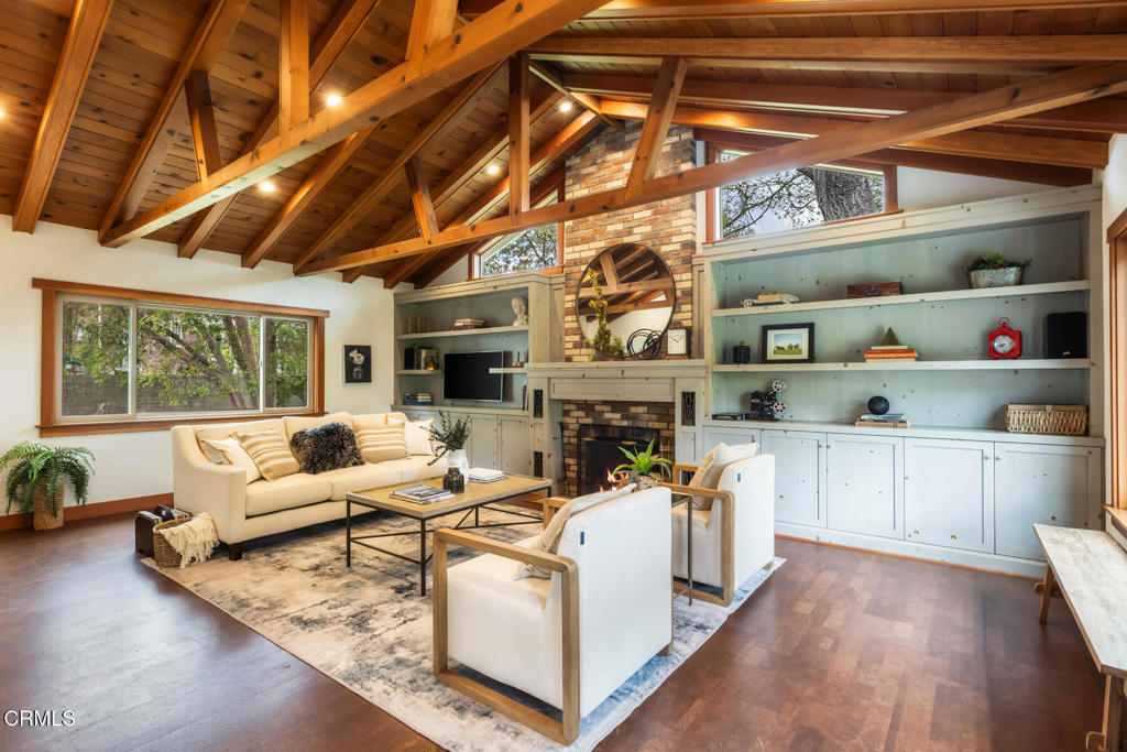 4254 Chevy Chase Drive