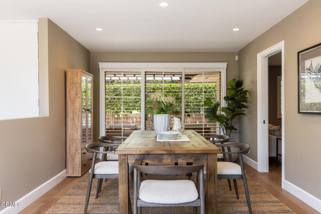 1040 S Orange Grove Boulevard 11