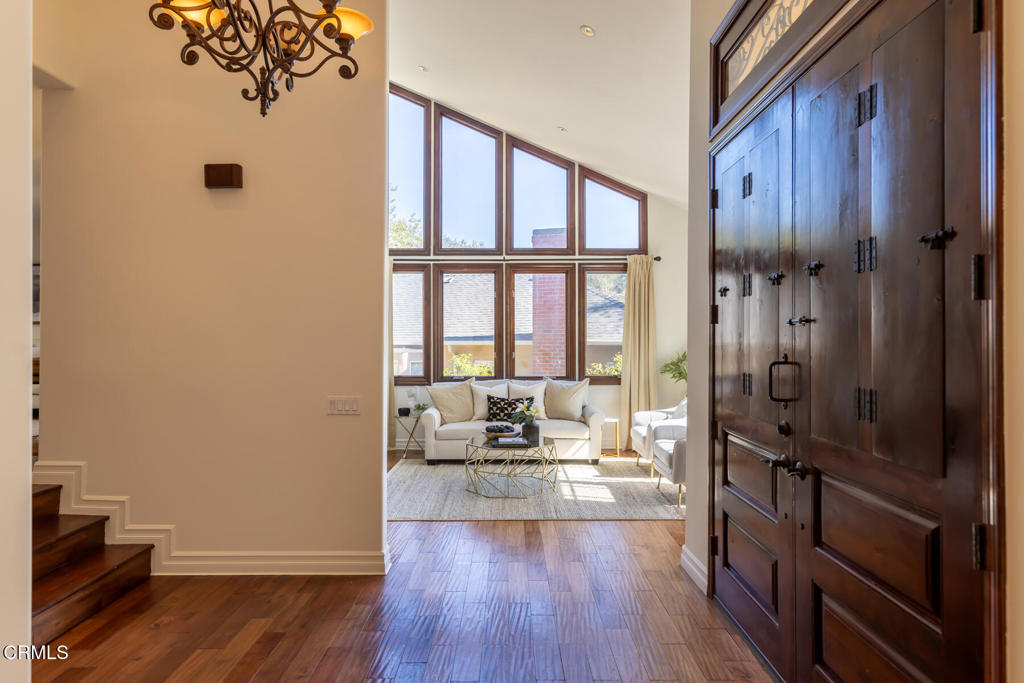 1961 El Arbolita Drive