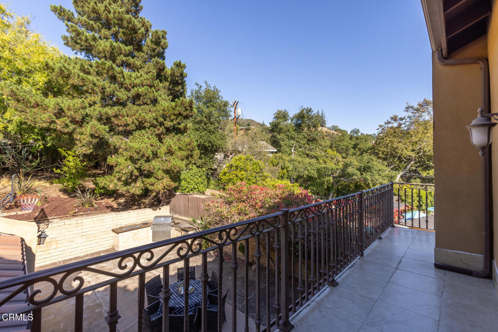 1961 El Arbolita Drive