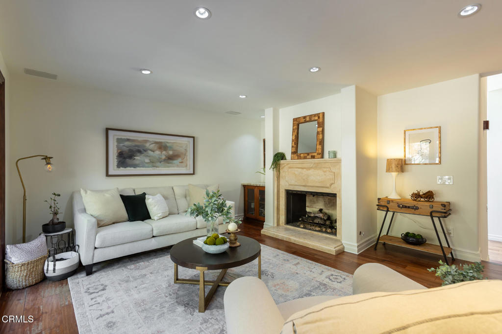 1961 El Arbolita Drive