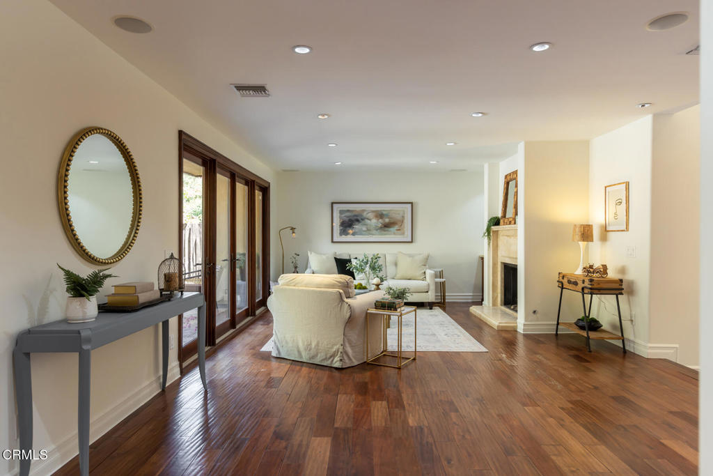 1961 El Arbolita Drive