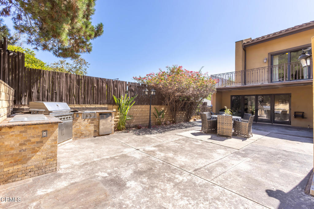 1961 El Arbolita Drive