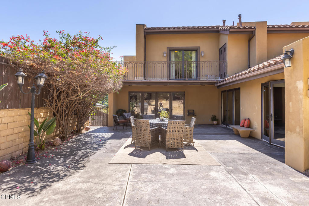 1961 El Arbolita Drive