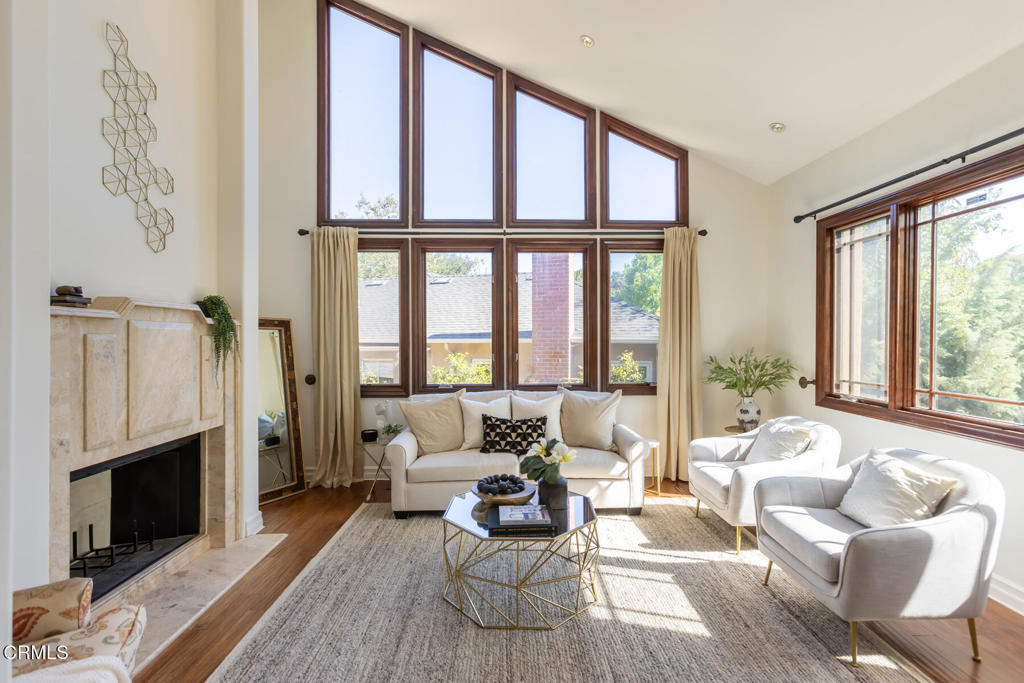 1961 El Arbolita Drive