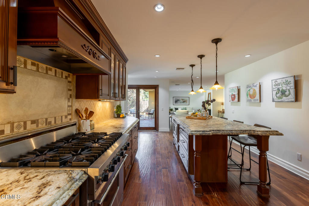 1961 El Arbolita Drive