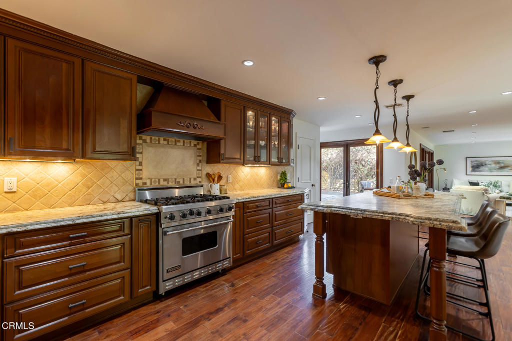 1961 El Arbolita Drive