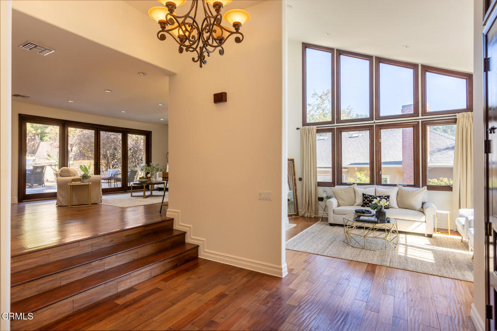 1961 El Arbolita Drive