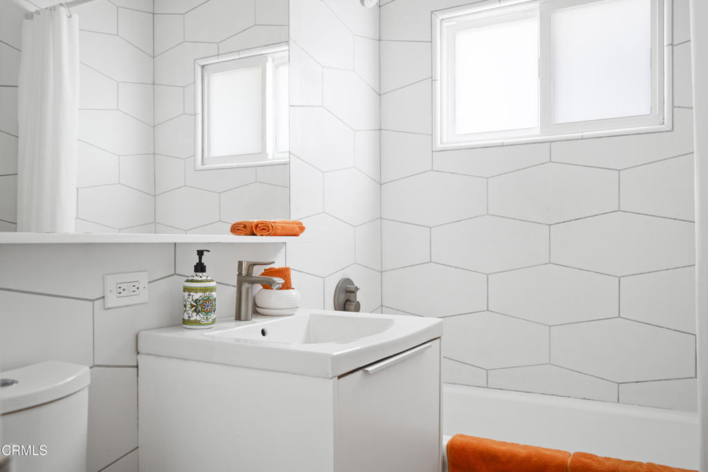 1622 Foothill Boulevard