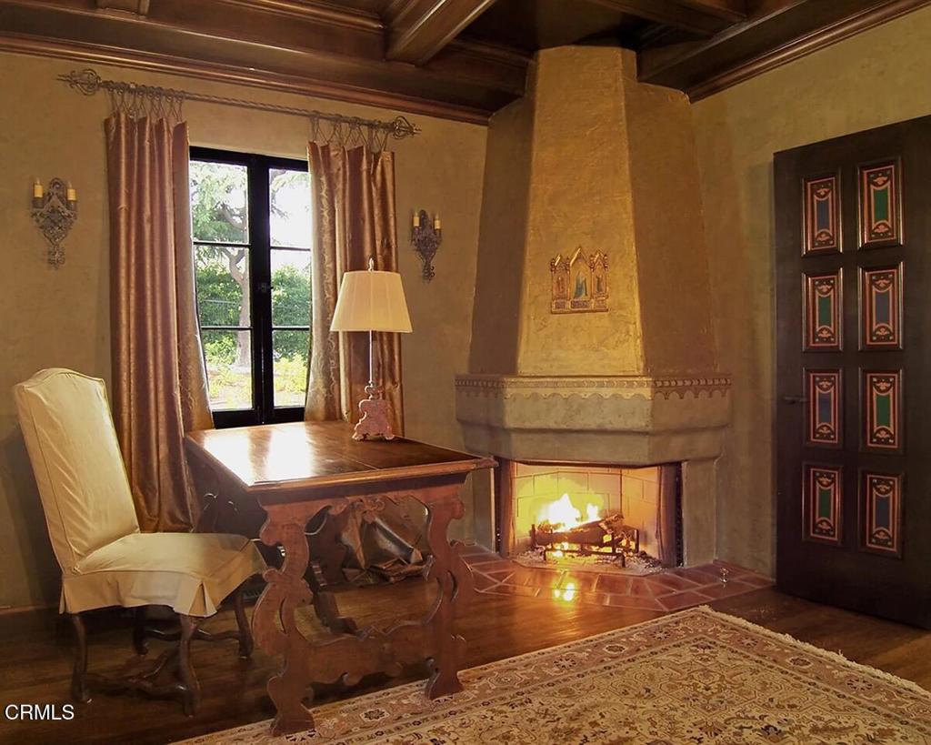 5237 Alta Canyada Road