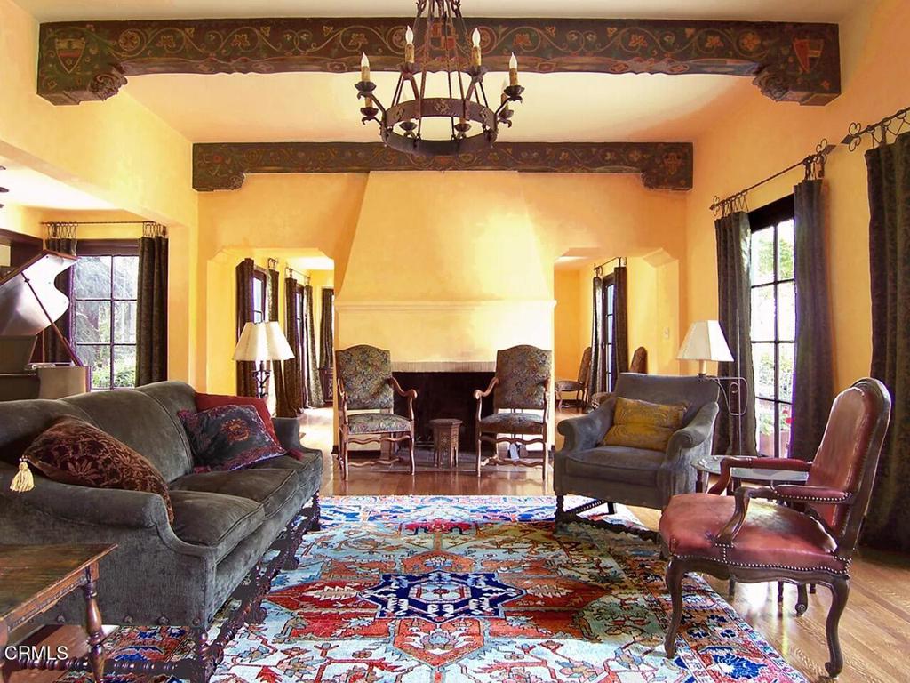 5237 Alta Canyada Road
