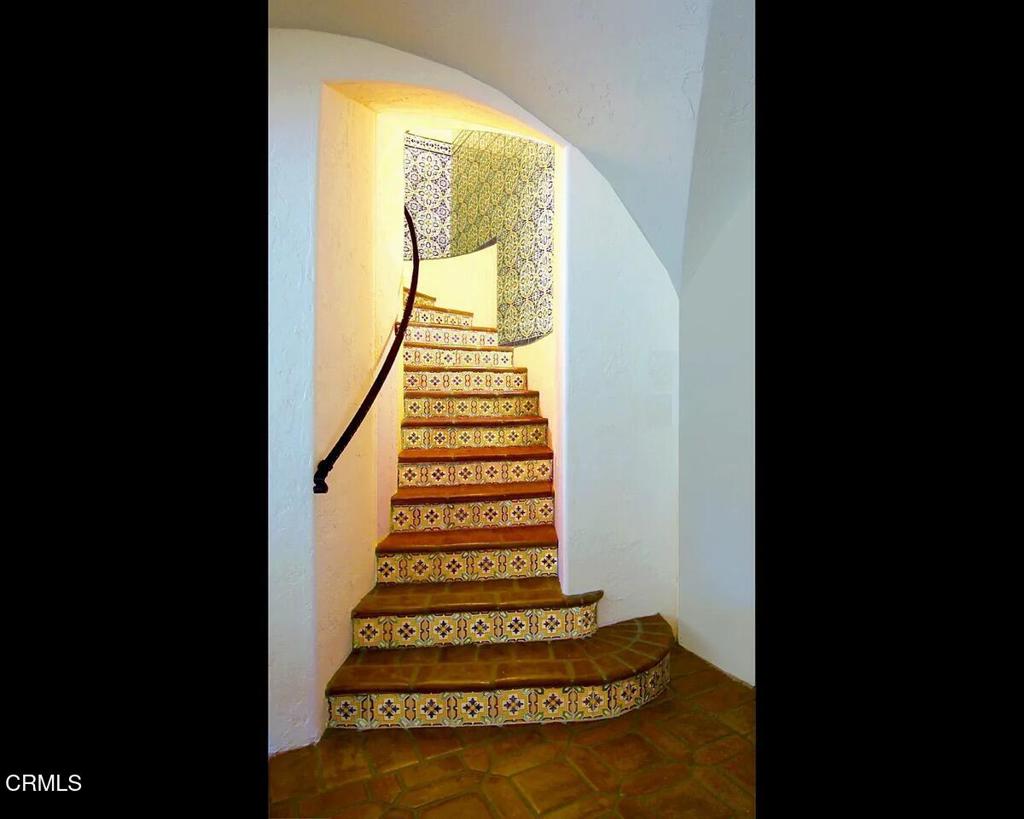 5237 Alta Canyada Road