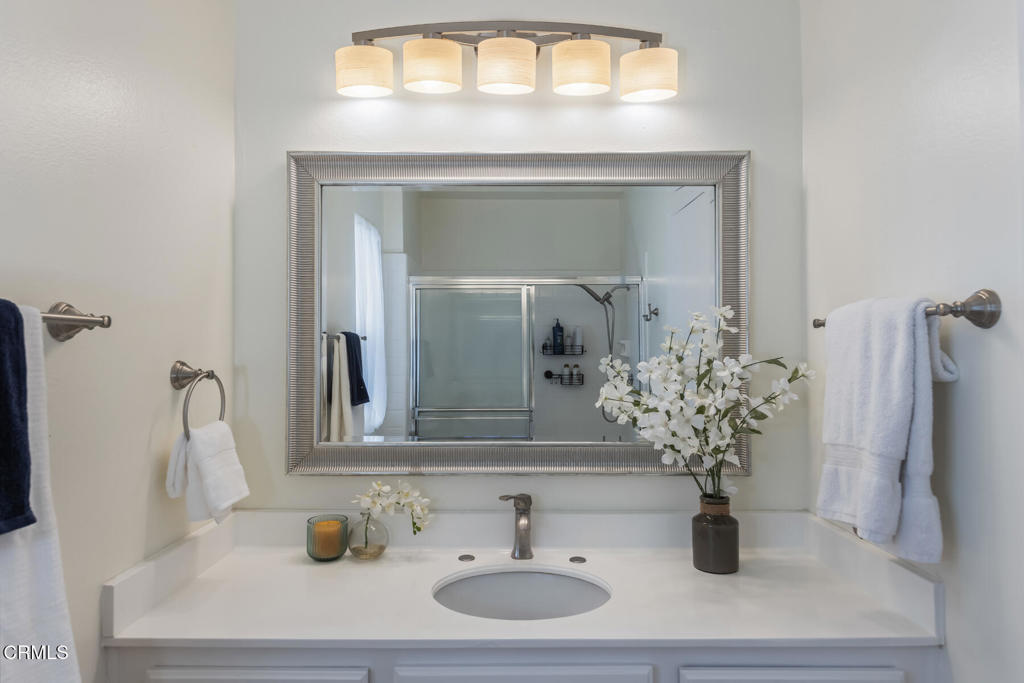 5230 Bellingham Avenue 6