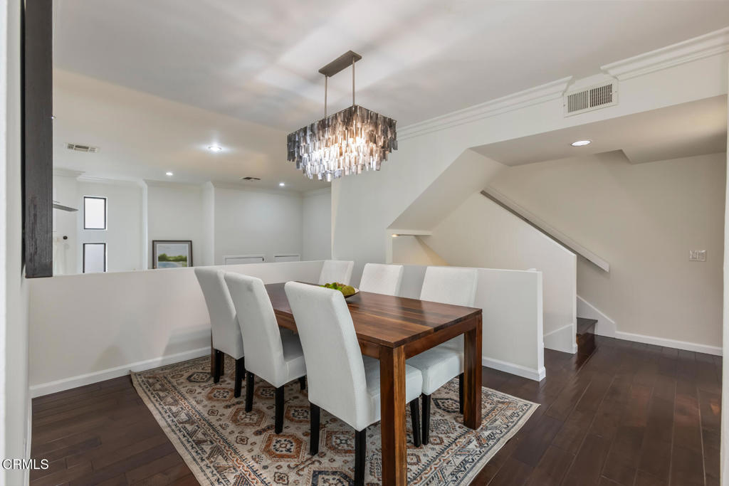 5230 Bellingham Avenue 6