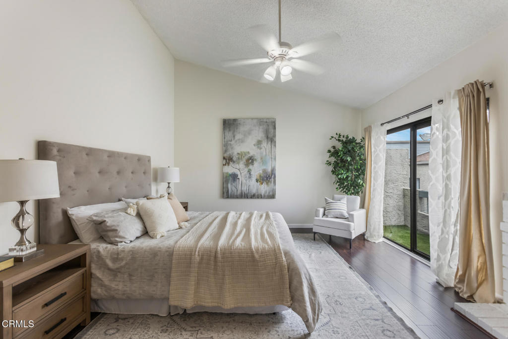 5230 Bellingham Avenue 6