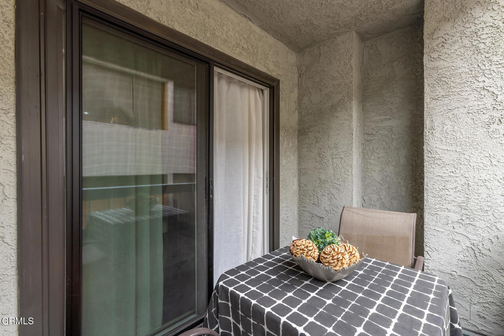 5230 Bellingham Avenue 6