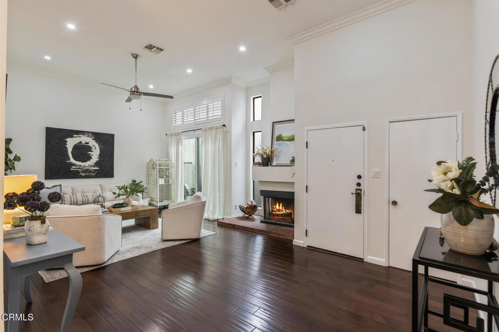 5230 Bellingham Avenue 6