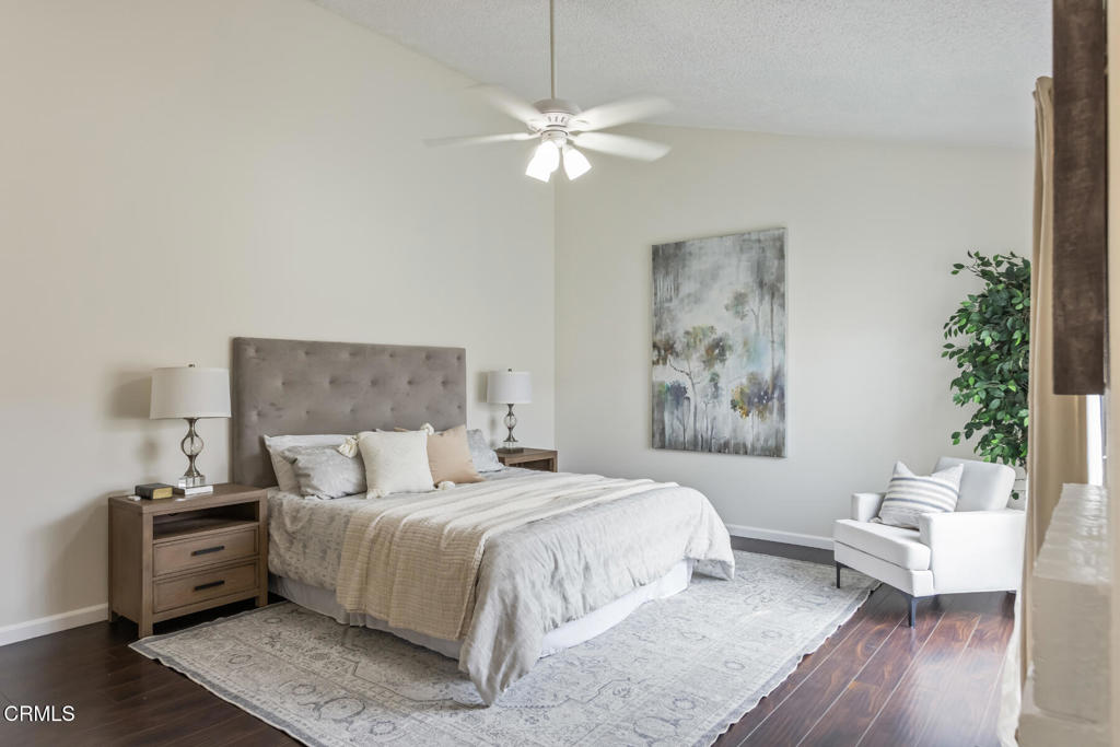 5230 Bellingham Avenue 6