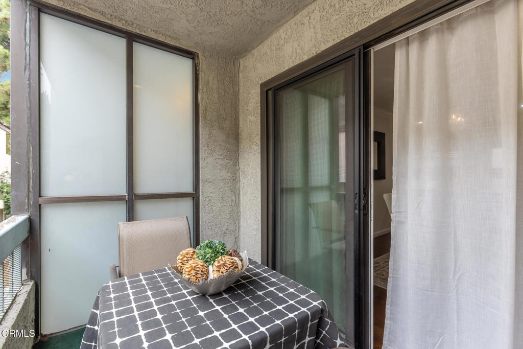 5230 Bellingham Avenue 6