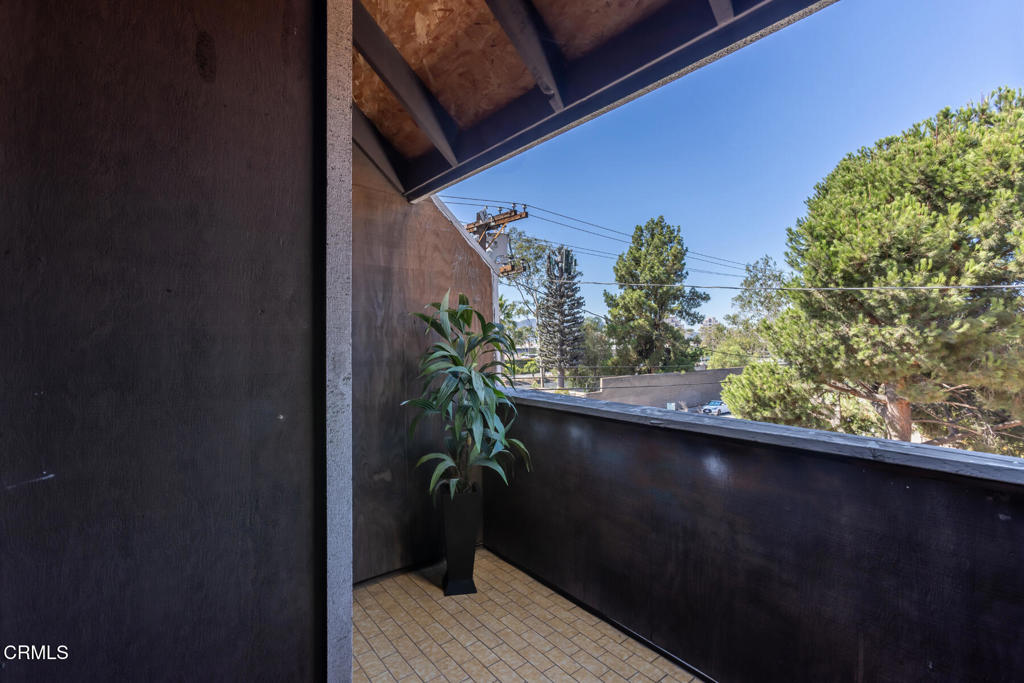 1005 Monterey Road 1