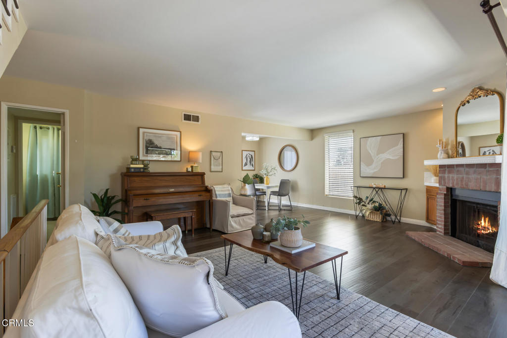 1005 Monterey Road 1