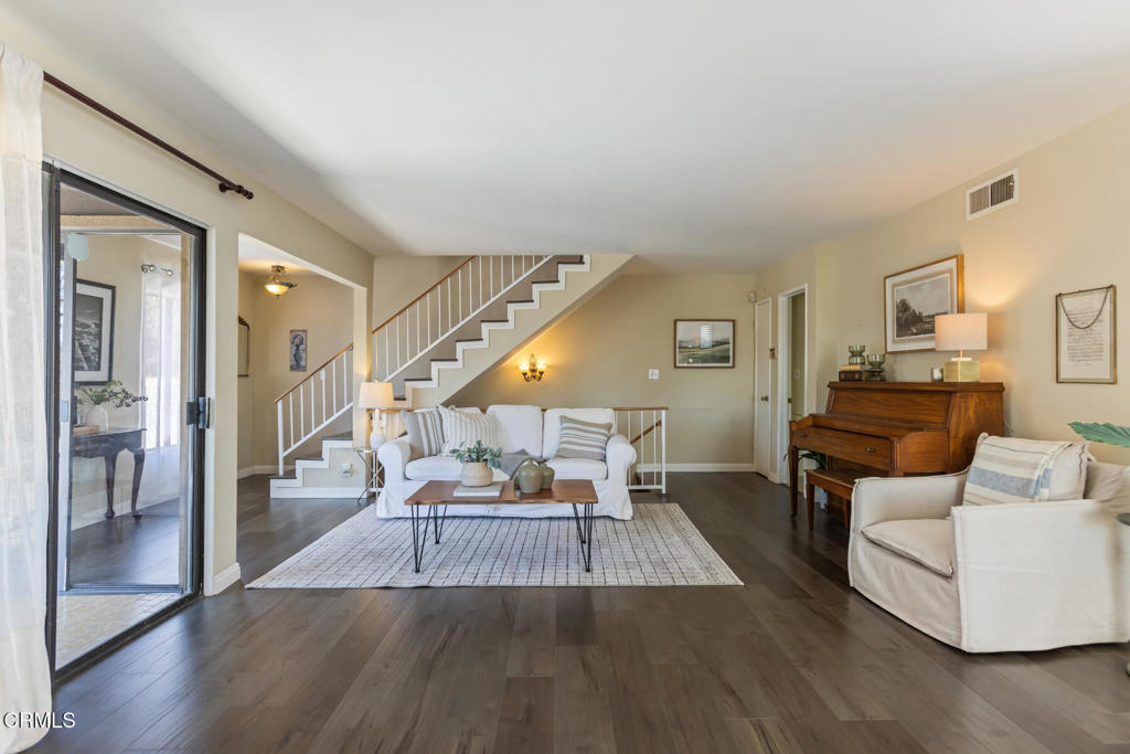 1005 Monterey Road 1