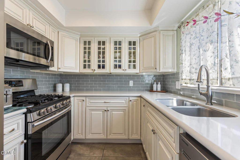 1005 Monterey Road 1