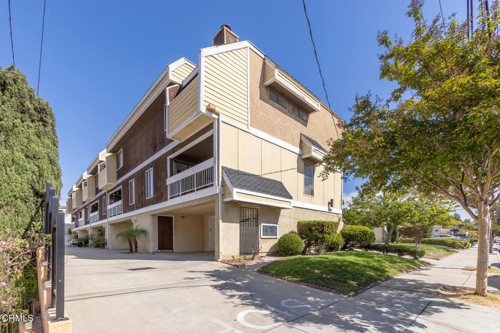 1005 Monterey Road 1