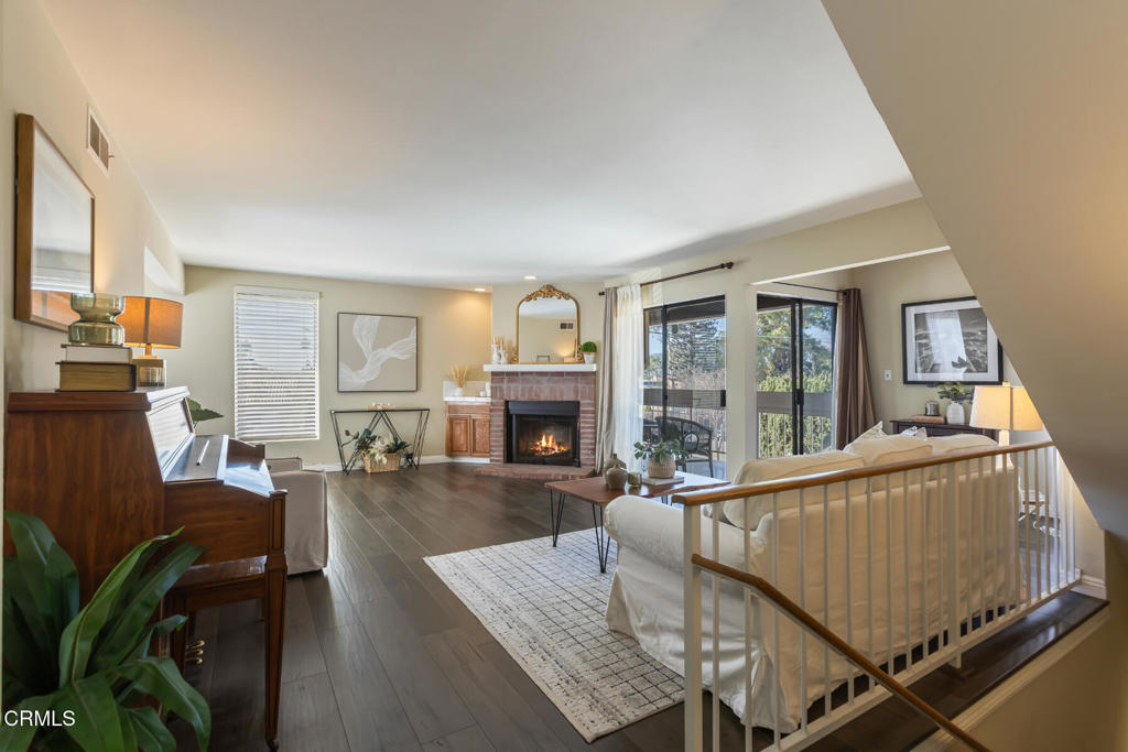 1005 Monterey Road 1