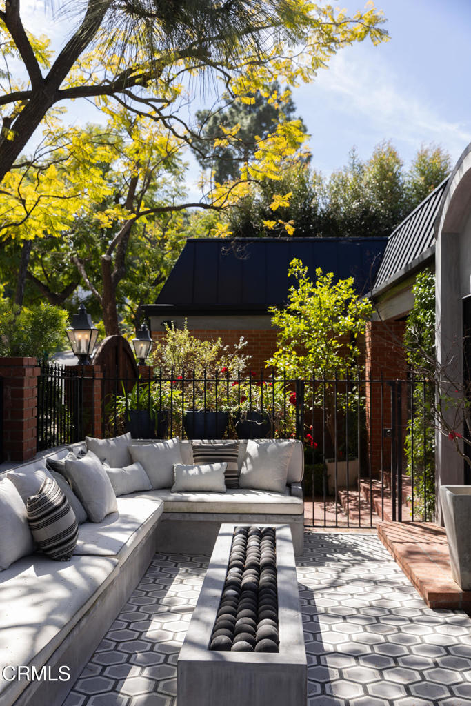 14593 Deervale Place