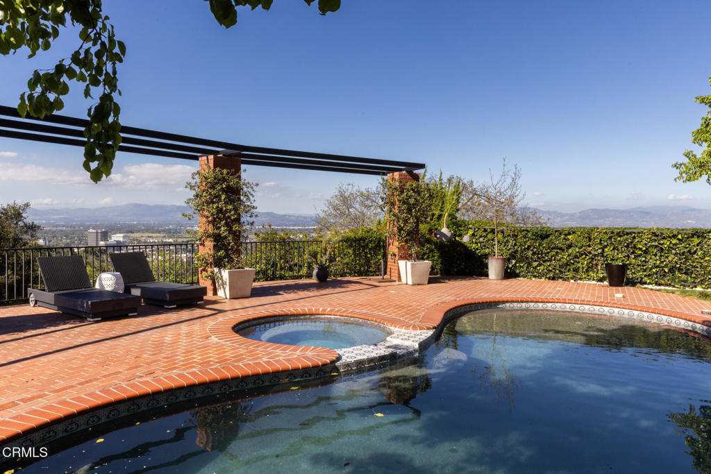 14593 Deervale Place