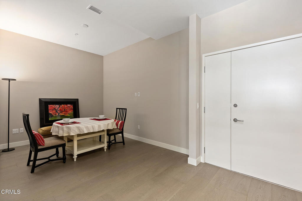 388 Cordova Street 305