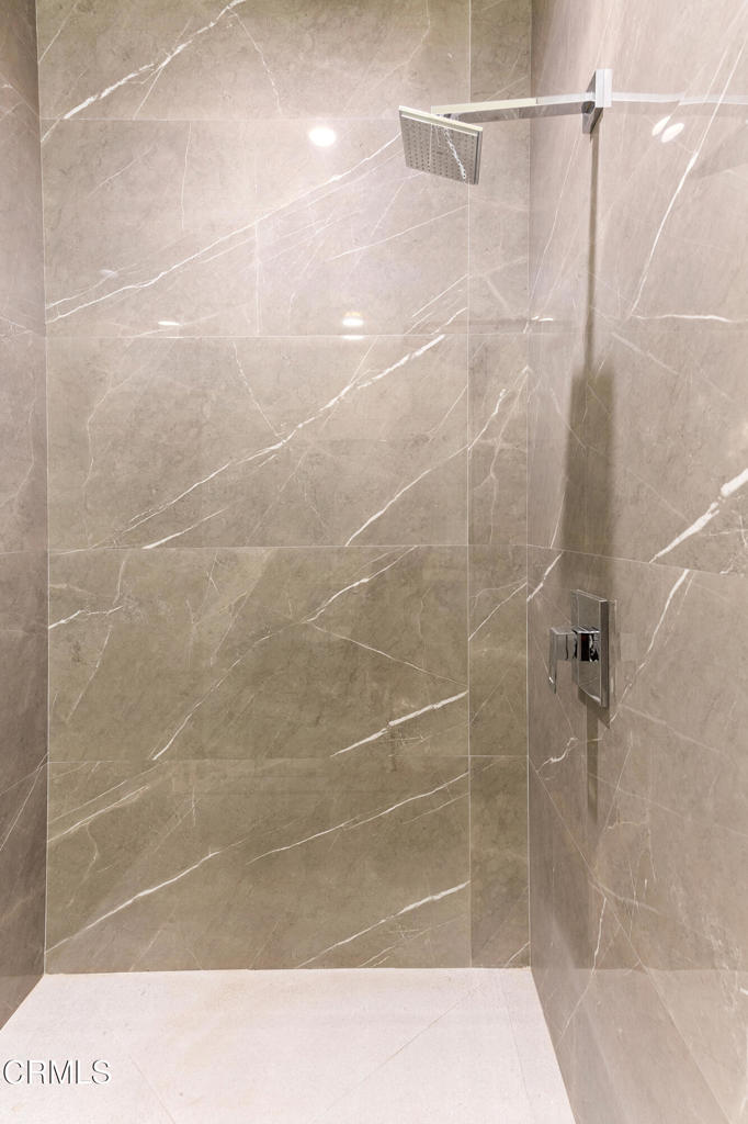 388 Cordova Street 305