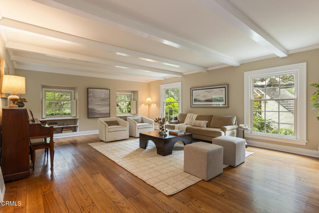 3788 Chevy Chase Drive