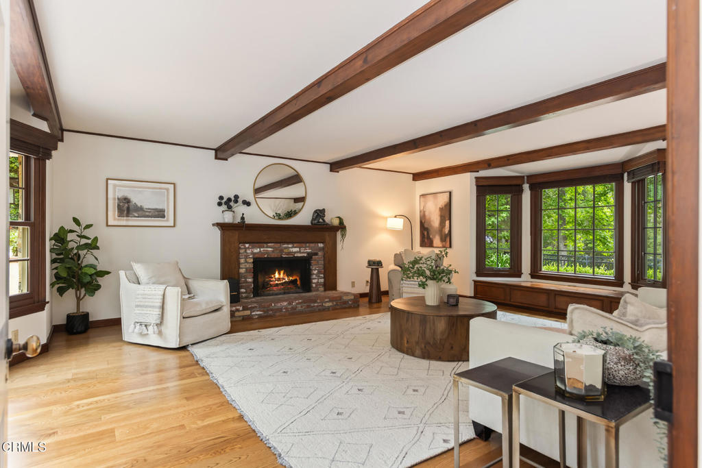 3788 Chevy Chase Drive