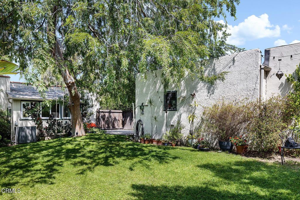 1532 Ridgeway Drive