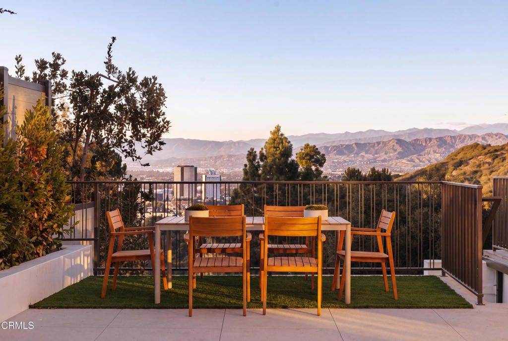 3499 Wonder View Drive