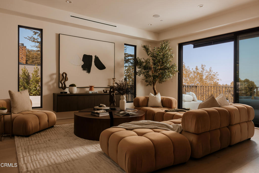 3499 Wonder View Drive