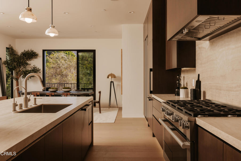 3499 Wonder View Drive