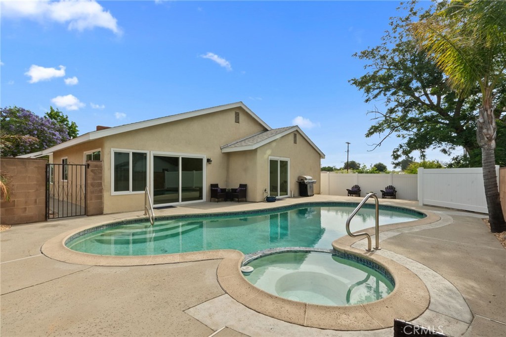 8119 Graystone Street