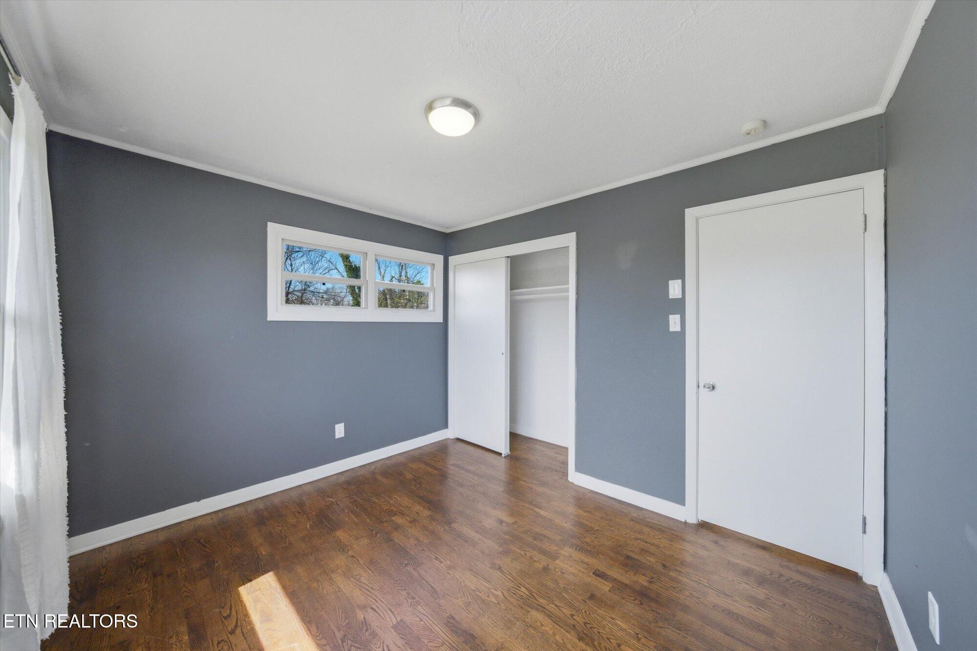 2807 Thomas Drive