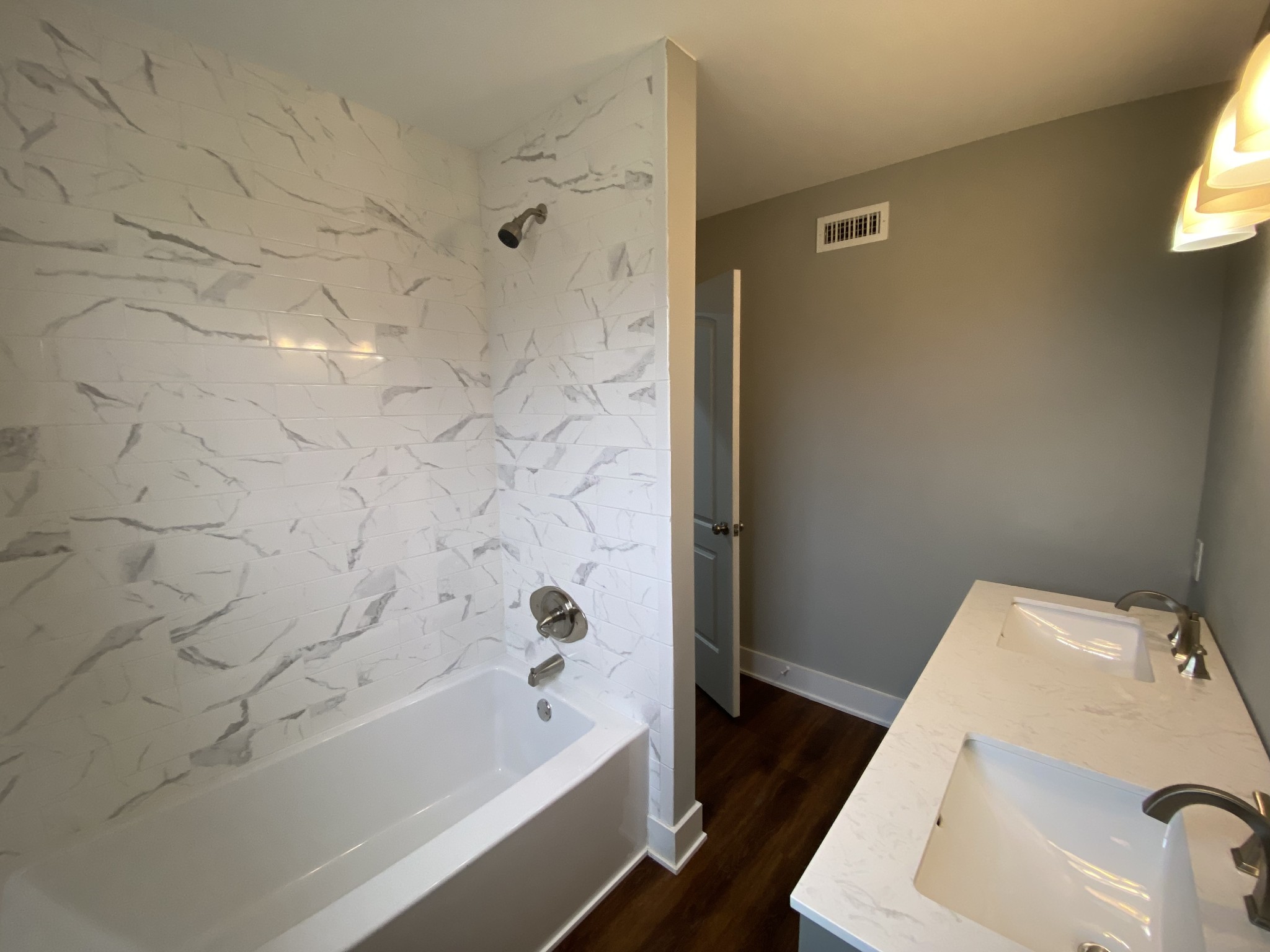 103 Kings Ln
