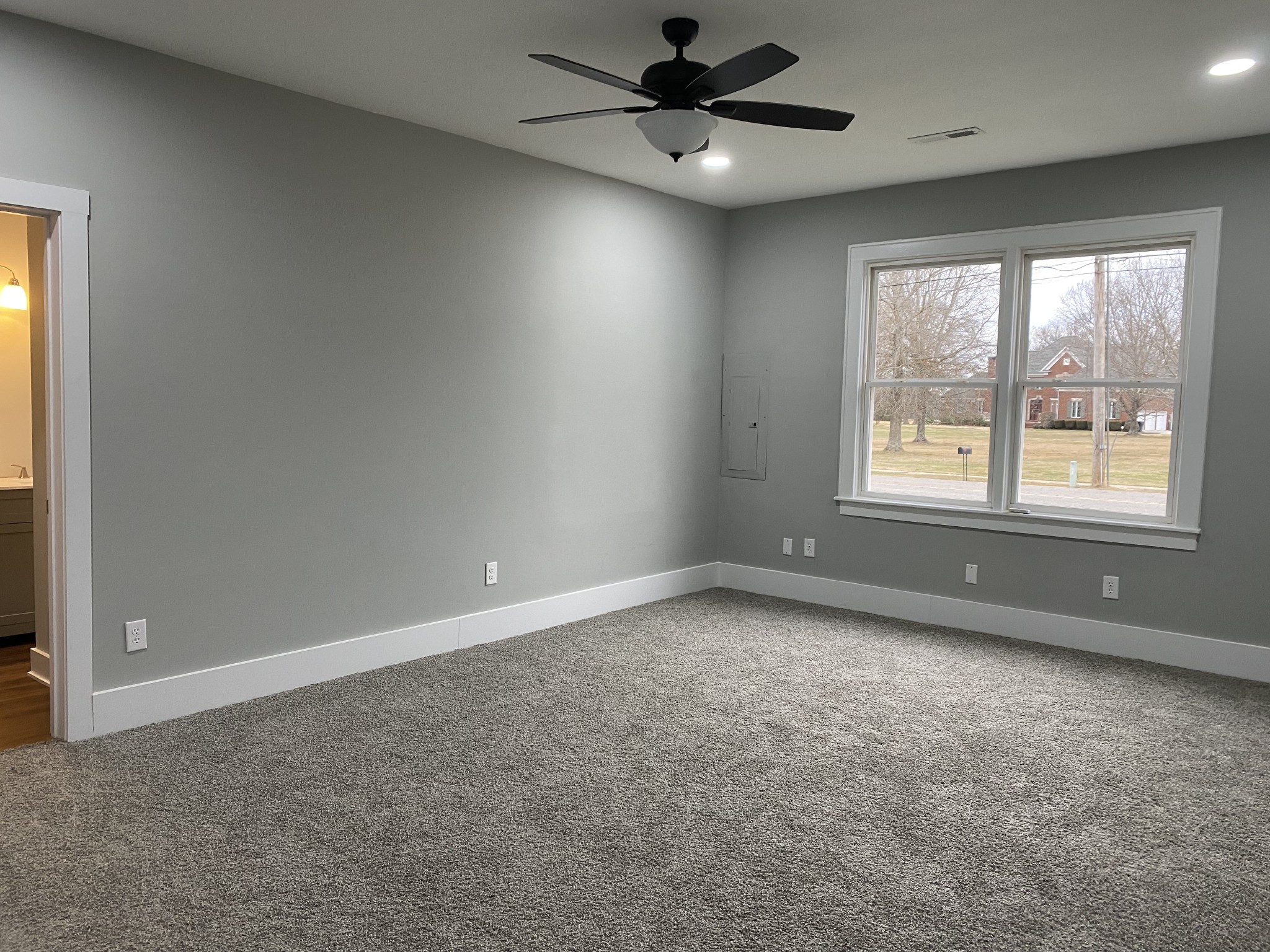 103 Kings Ln