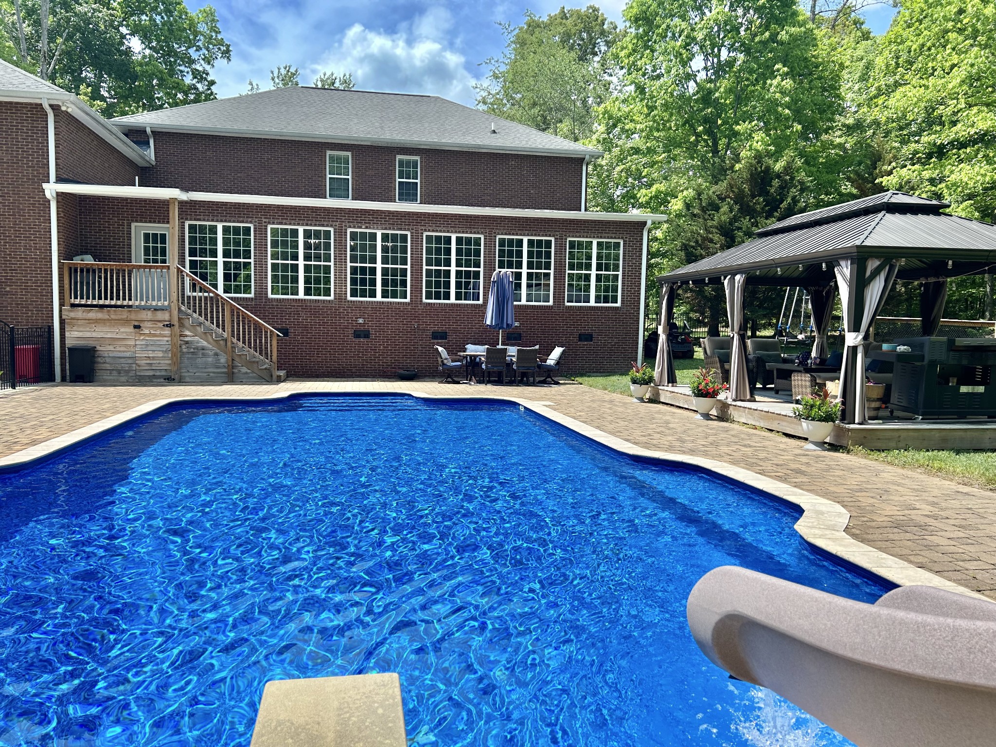 1764 Sears Roebuck Rd
