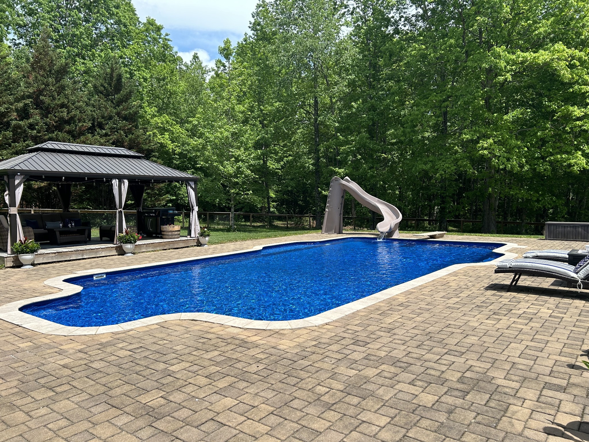 1764 Sears Roebuck Rd