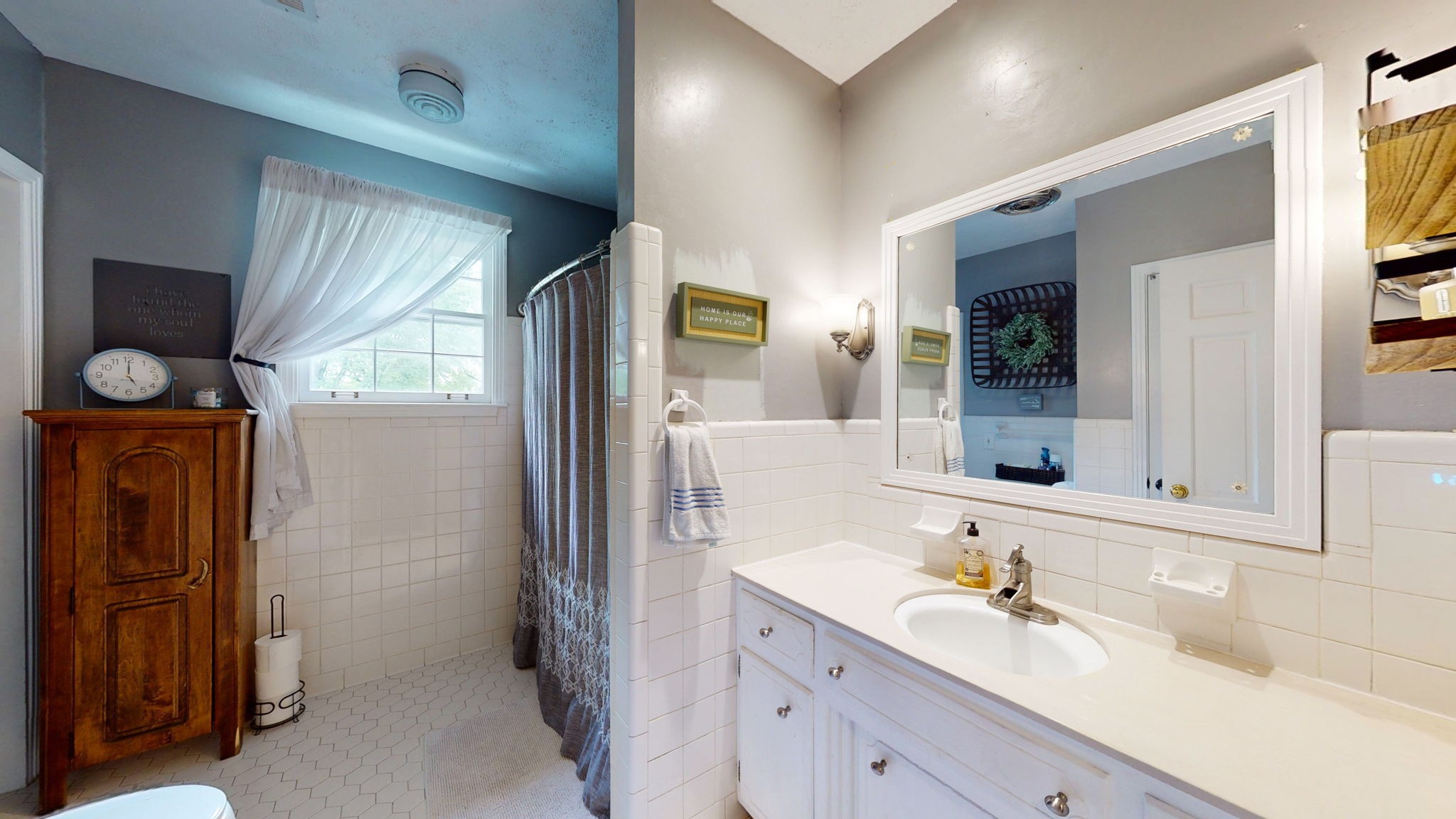 113 Country Club Dr