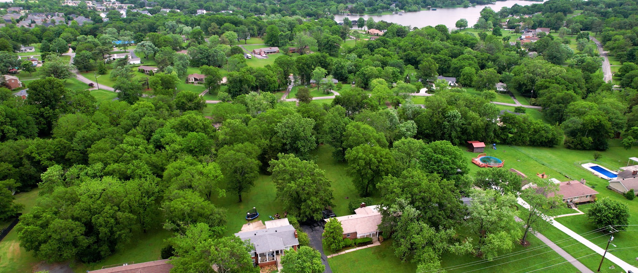 113 Country Club Dr
