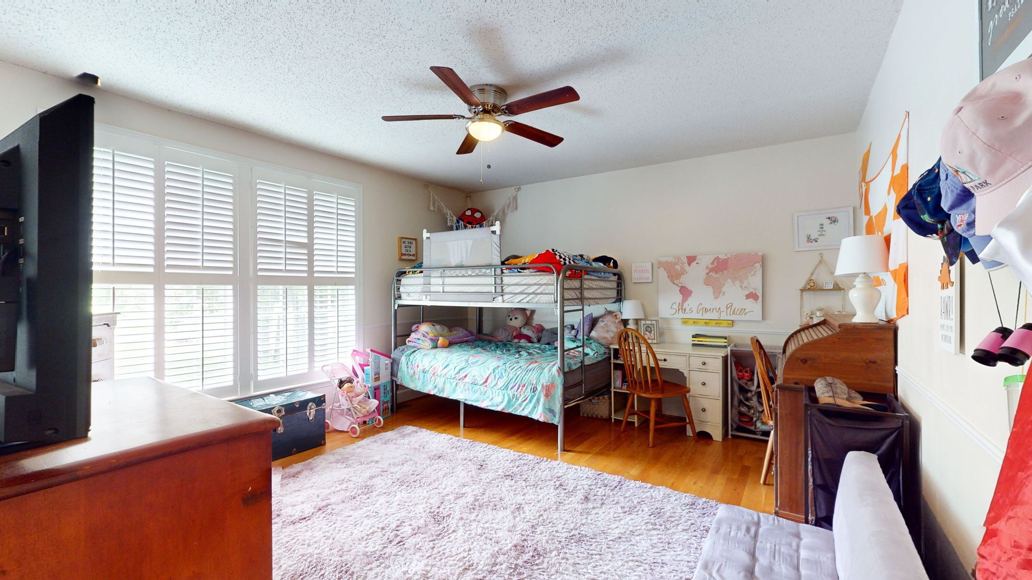 113 Country Club Dr