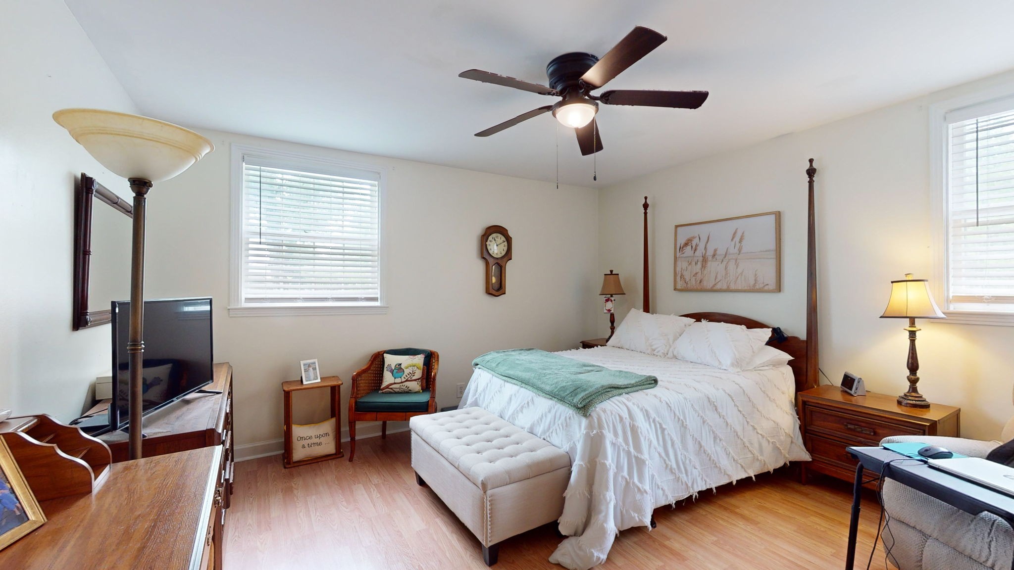 113 Country Club Dr