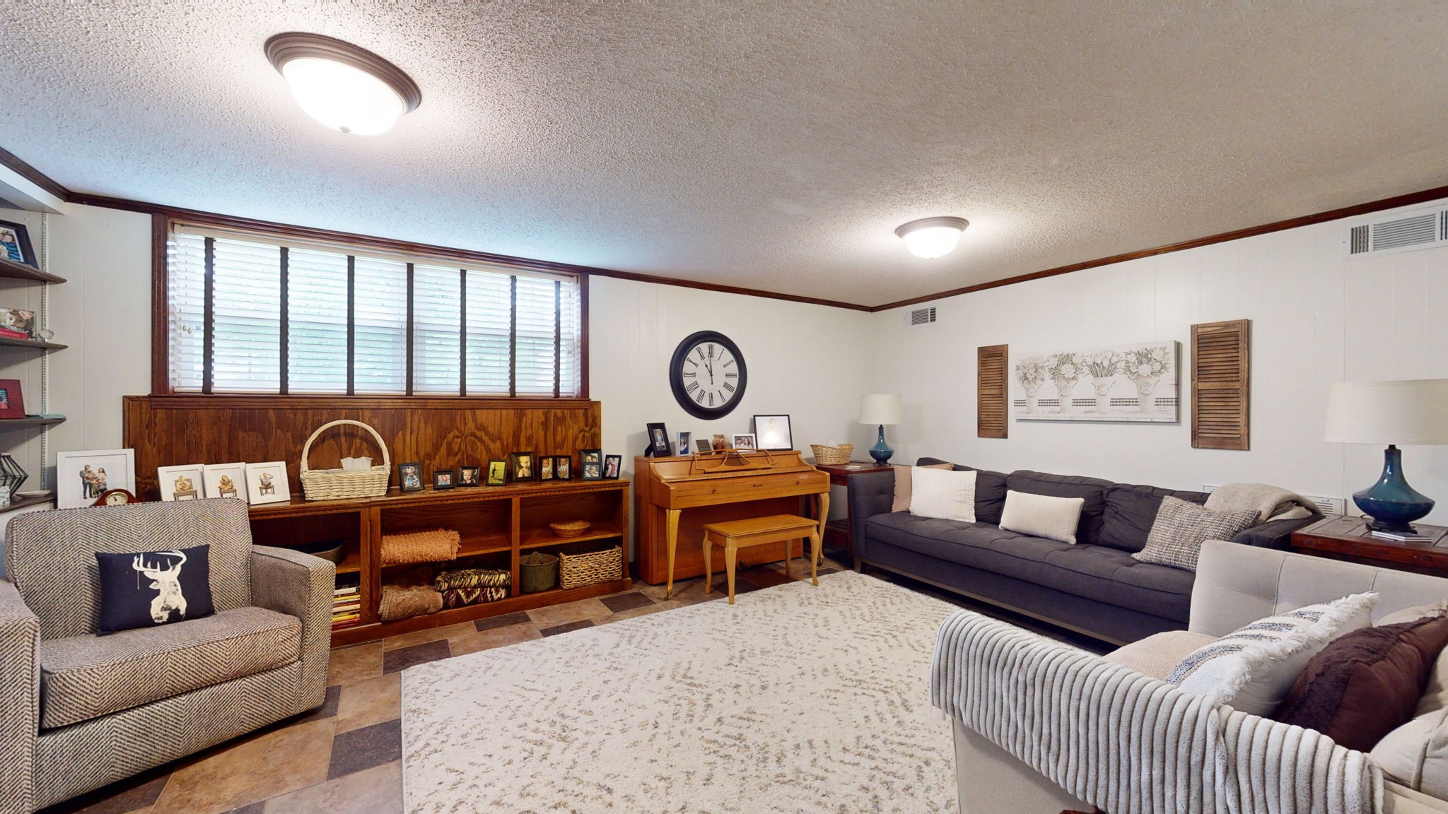 113 Country Club Dr